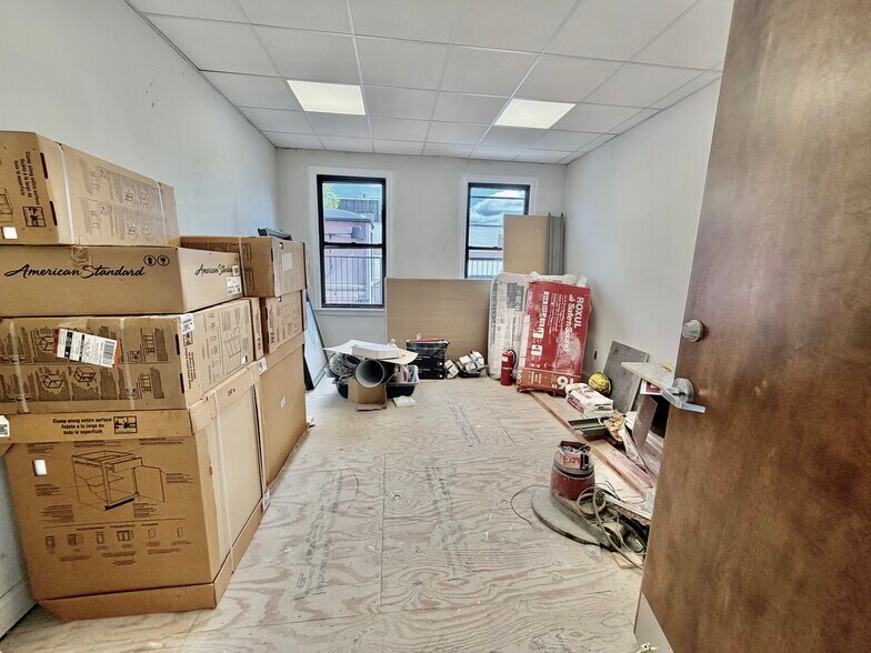 More Photos Of 101-109 Westchester Ave, Port Chester Storefront Retail Office For Lease