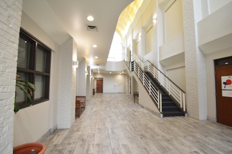 More Photos Of 755 Highland Oaks Dr, Winston-Salem Medical For Lease
