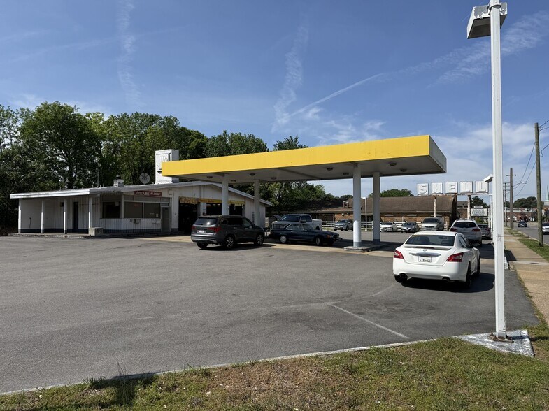 Primary Photo Of 1231 Norview Ave, Norfolk Auto Repair For Sale