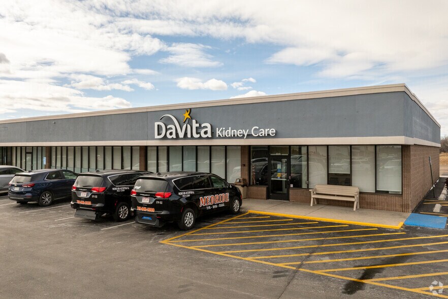 More Photos Of 1350 W Main St, Sterling Unknown For Lease