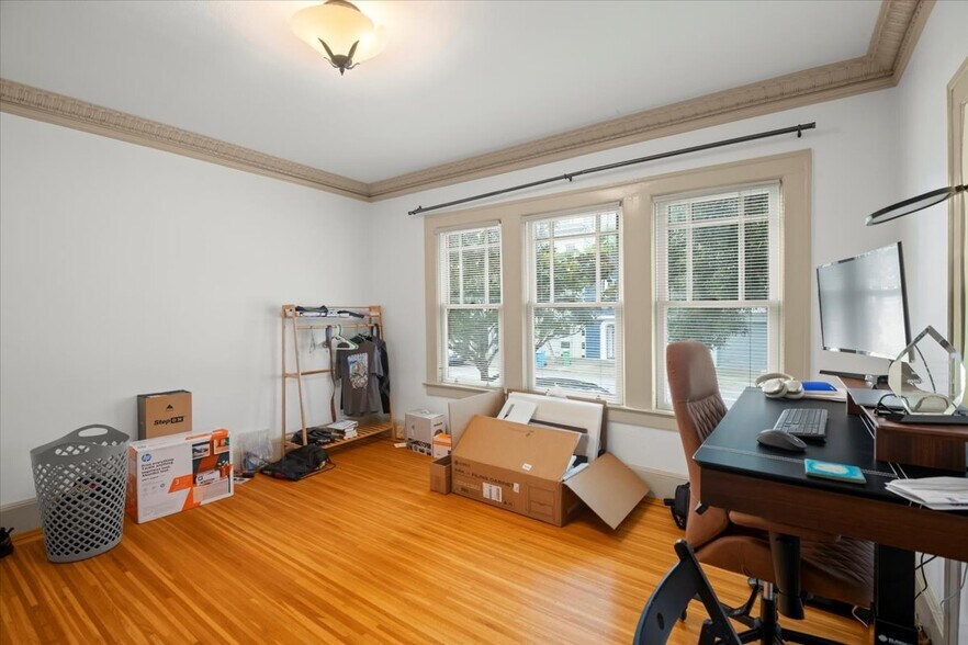 More Photos Of 190 27th Ave, San Francisco Apartments For Sale