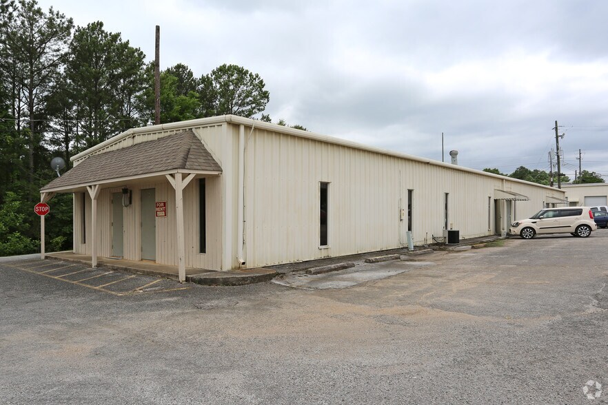 More Photos Of 5000 Whitling Dr, Pelham Unknown For Lease