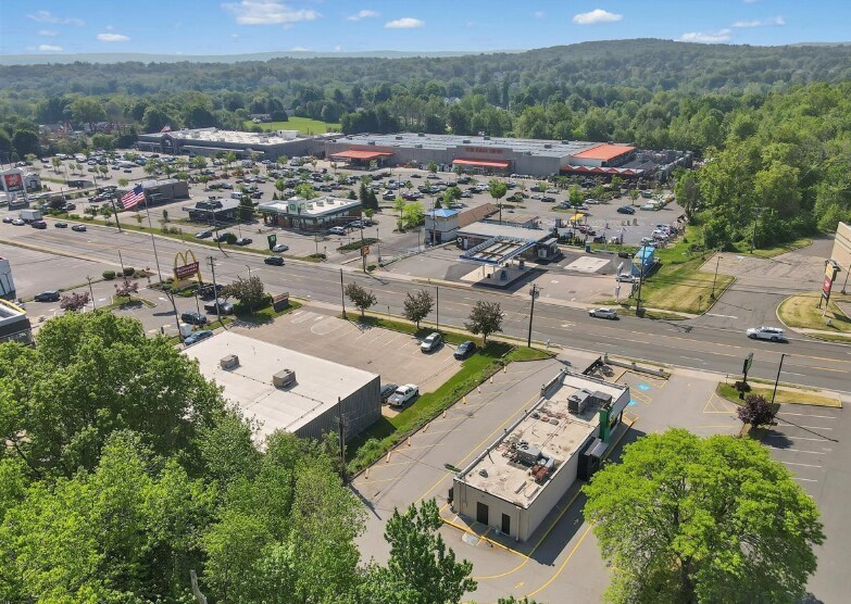 More Photos Of 942 Washington St, Middletown Fast Food For Sale