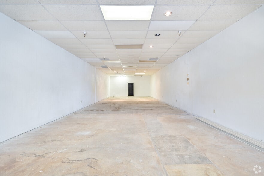 More Photos Of 5566 Fort Caroline Rd, Jacksonville Unknown For Lease