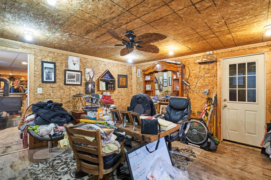 More Photos Of 295 Water St, Wadsworth Warehouse For Sale