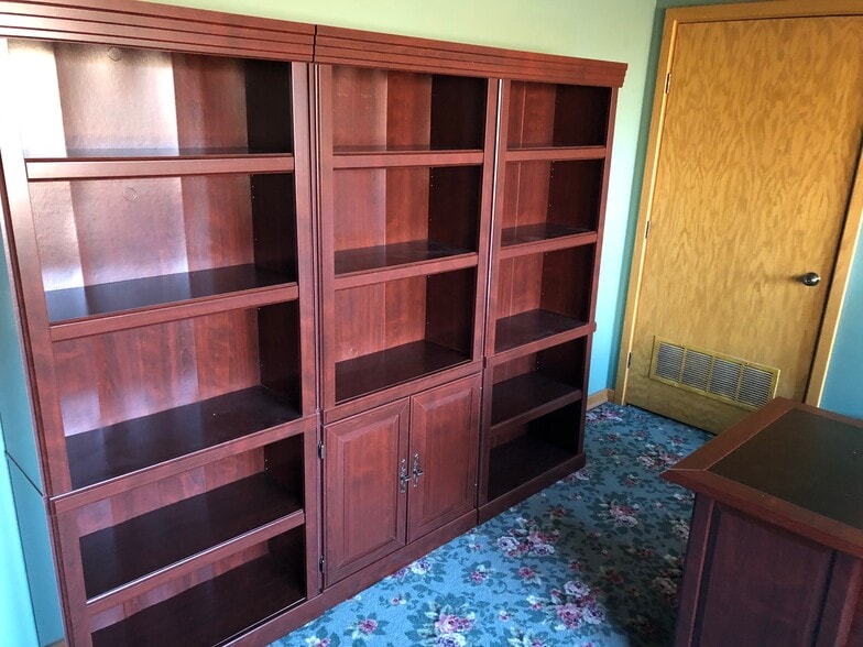 More Photos Of 4125 Okemos Rd, Okemos Office For Lease