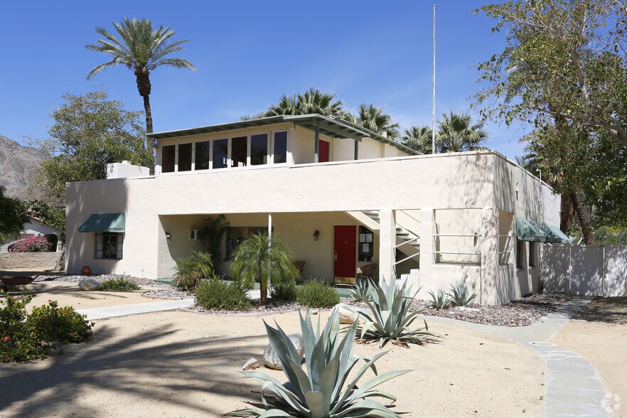 More Photos Of 51650 Avenida Bermudas, La Quinta Office For Lease