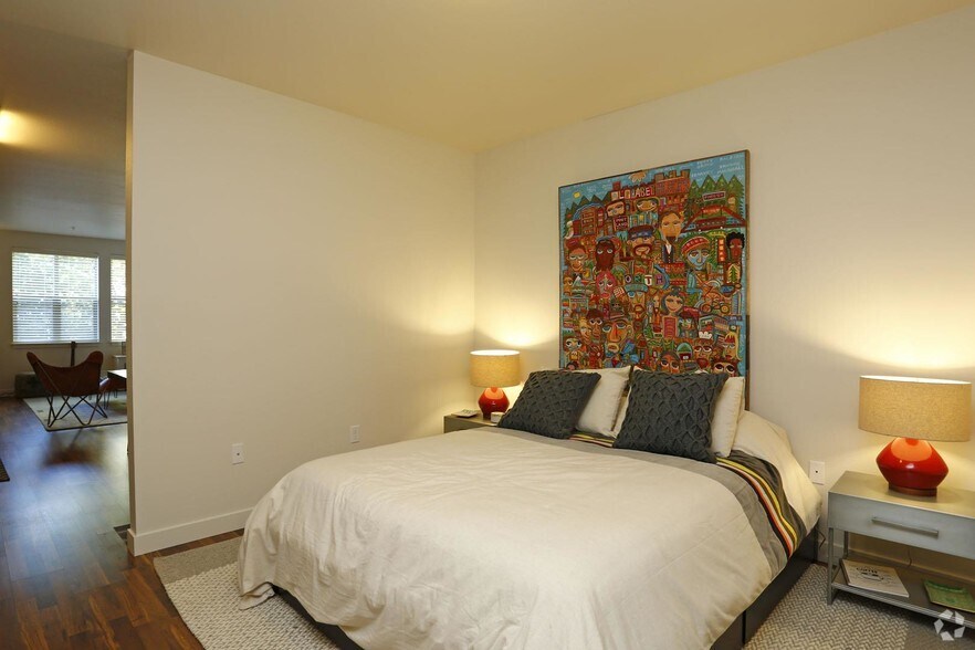 More Photos Of 1650 NW 23rd Ave, Portland Apartments For Lease