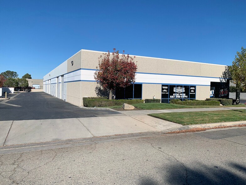 More Photos Of 211 E Avenue K-6, Lancaster Warehouse For Lease