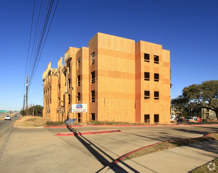 More Photos Of 13087 Research Blvd, Austin Hotel For Sale