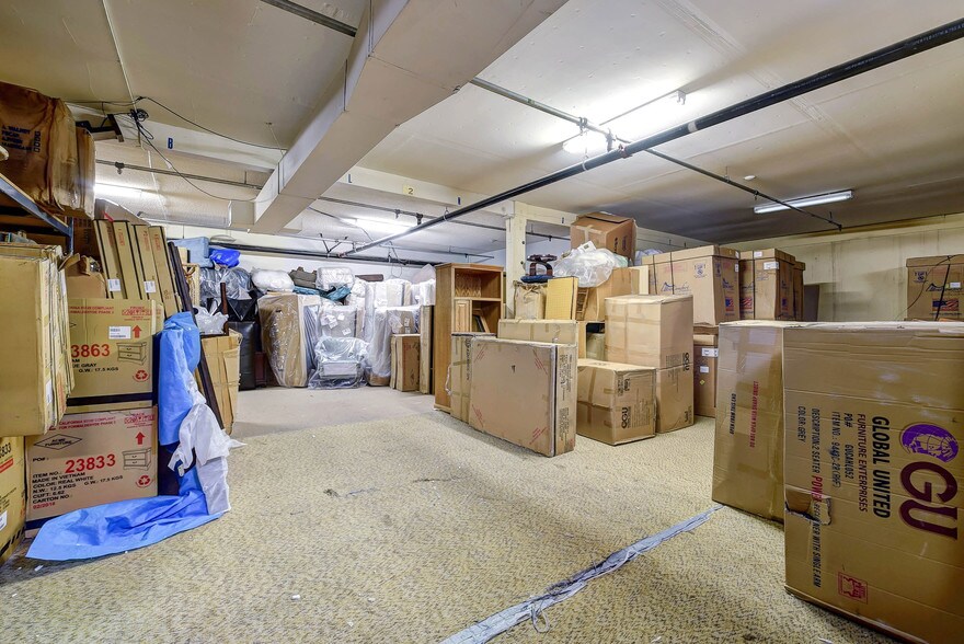 More Photos Of 20423 Highway 99, Lynnwood Freestanding For Sale