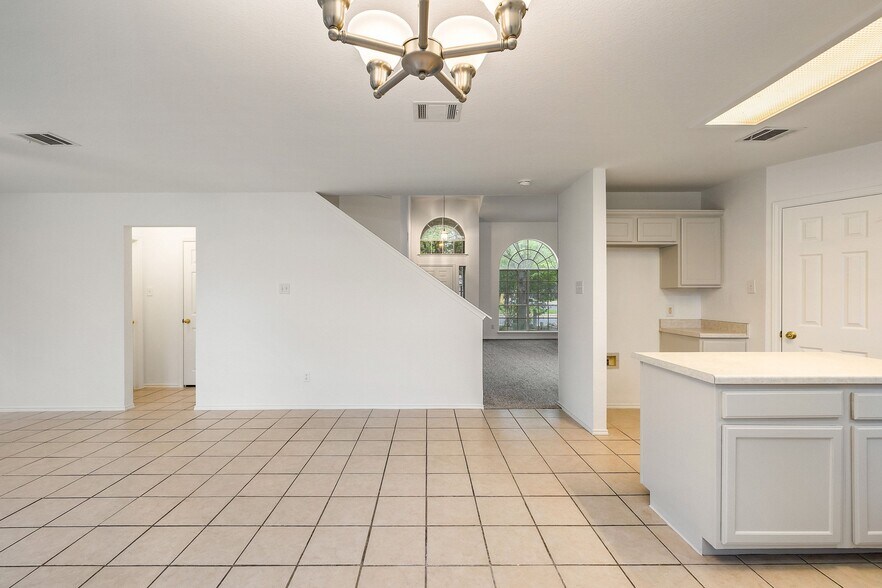 More Photos Of 4416 Campo Verde Dr, Austin Multifamily For Sale