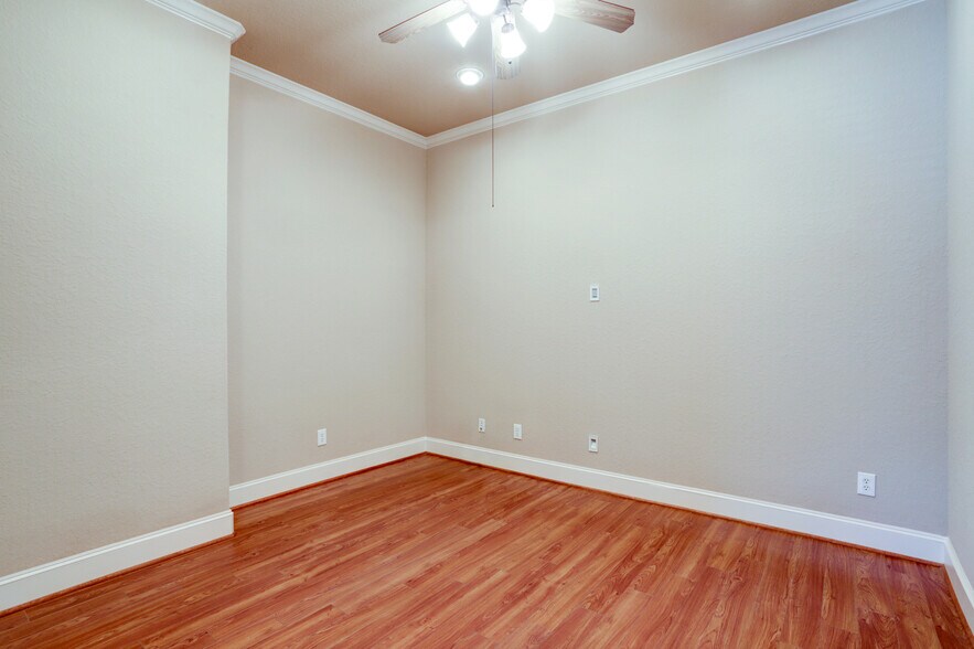 More Photos Of 1822 Snake River Rd, A&B Rd, Katy Office For Sale