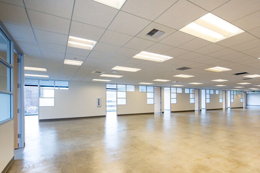 More Photos Of 621 Capitol Mall, Sacramento Office For Lease