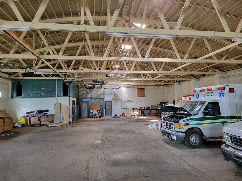 More Photos Of 1117 W Mulberry St, Lancaster Manufacturing For Sale