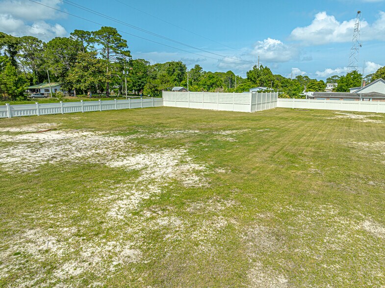 More Photos Of 275 US Highway 98, Eastpoint Land For Sale