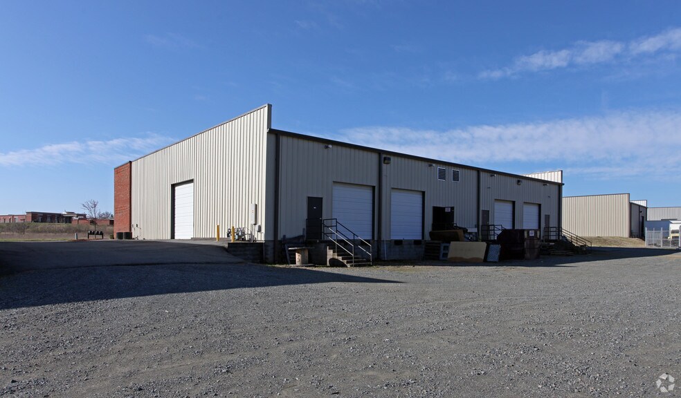 More Photos Of 1021 Technology Dr, Indian Trail Flex For Lease