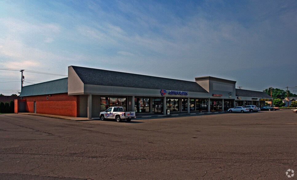Primary Photo Of 14-26 S Tippecanoe Dr, Tipp City Unknown For Lease