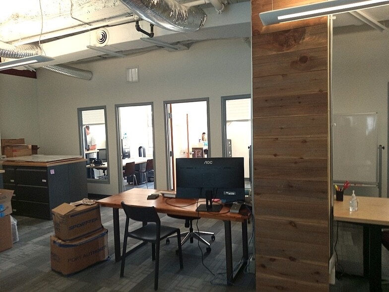 More Photos Of 1429-1433 Walnut St, Philadelphia Office For Lease