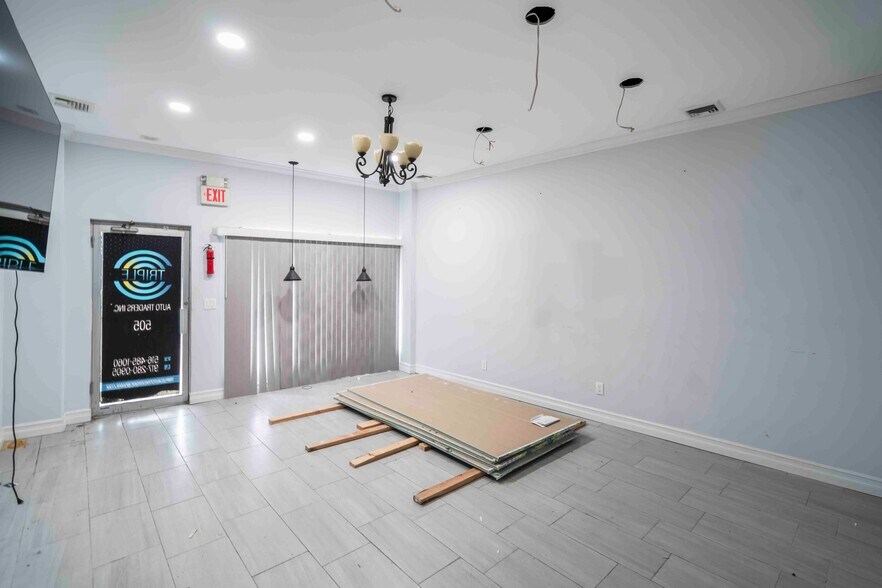 More Photos Of 507 Eagle Ave, West Hempstead Freestanding For Sale