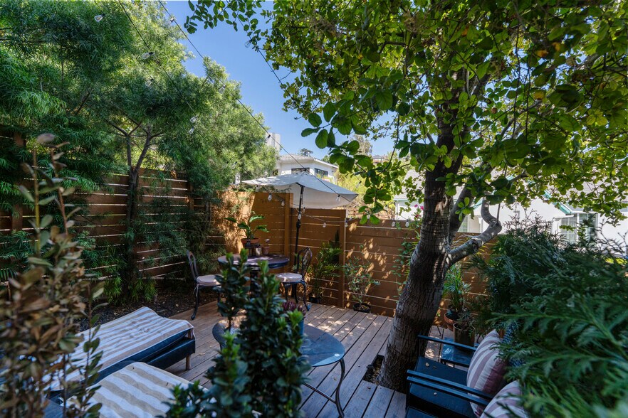 More Photos Of 1501 Westerly Ter, Los Angeles Apartments For Sale