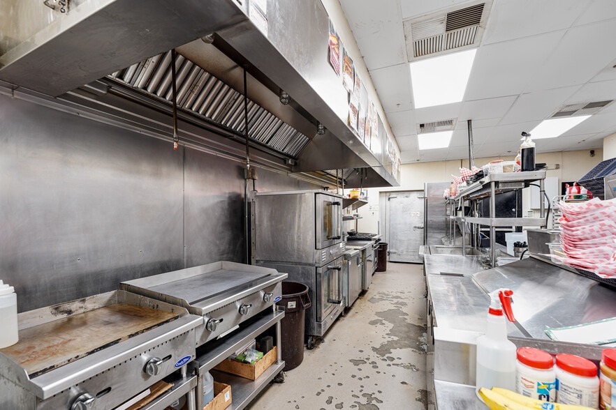 More Photos Of 1240 Fort Bragg Rd, Fayetteville Restaurant For Sale