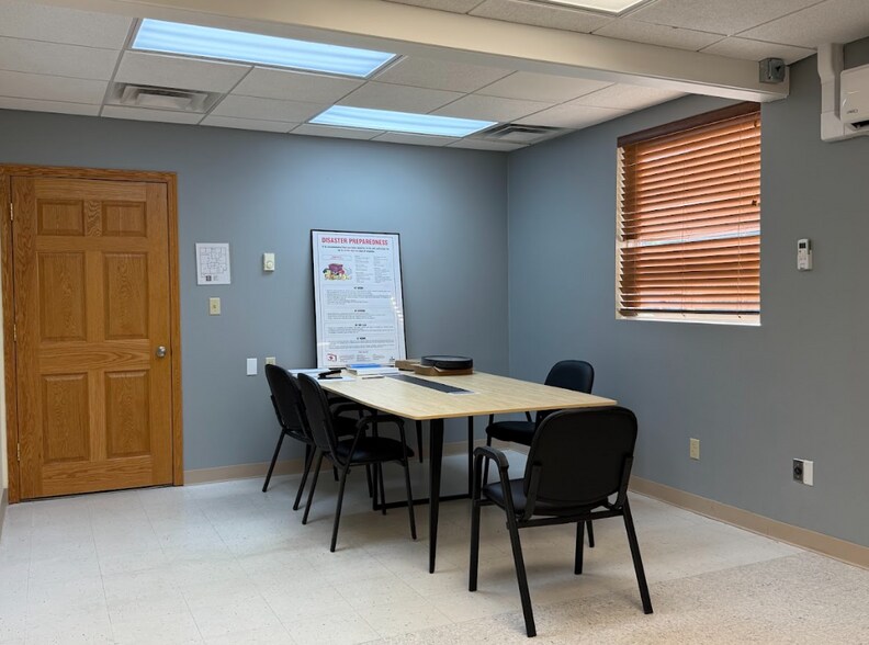 More Photos Of 5966 Boymel Dr, Fairfield Medical For Lease