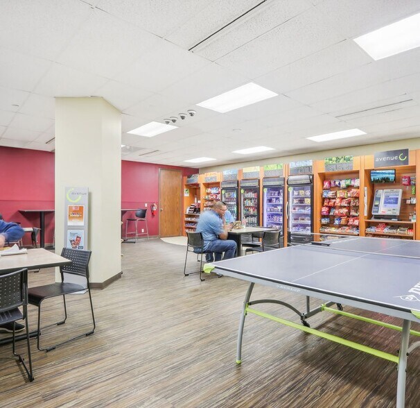 More Photos Of 10850 W Park Pl, Milwaukee Office For Lease