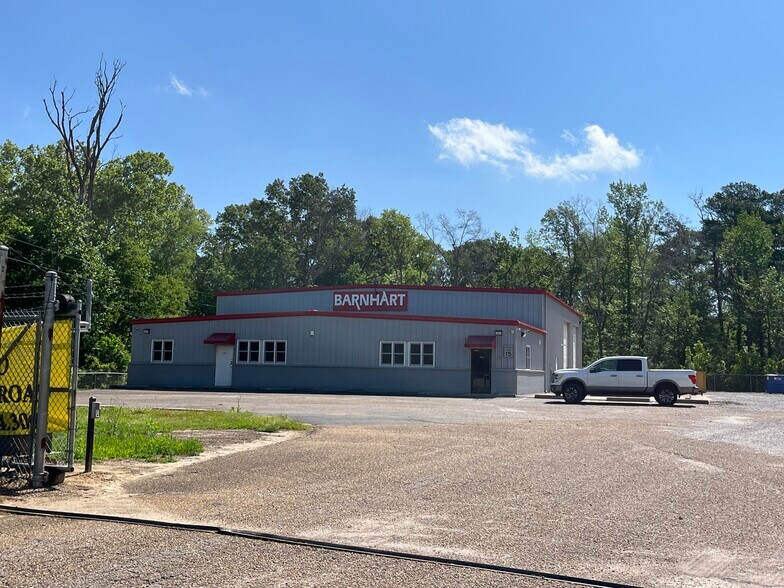 More Photos Of 3460 I 55 S, Jackson Warehouse For Lease