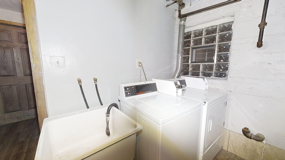 More Photos Of 1240 S 55th Ct, Cicero Apartments For Sale