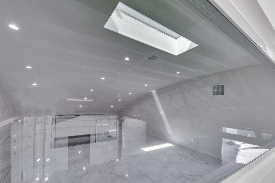 More Photos Of 8100 Electric Ave, Stanton Warehouse For Sale