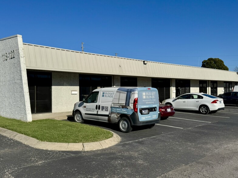 Primary Photo Of 118-122 Space Park Dr, Nashville Light Distribution For Lease