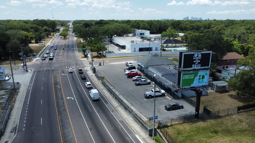 More Photos Of 6514-6516 N 40th St, Tampa Storefront Retail Office For Sale