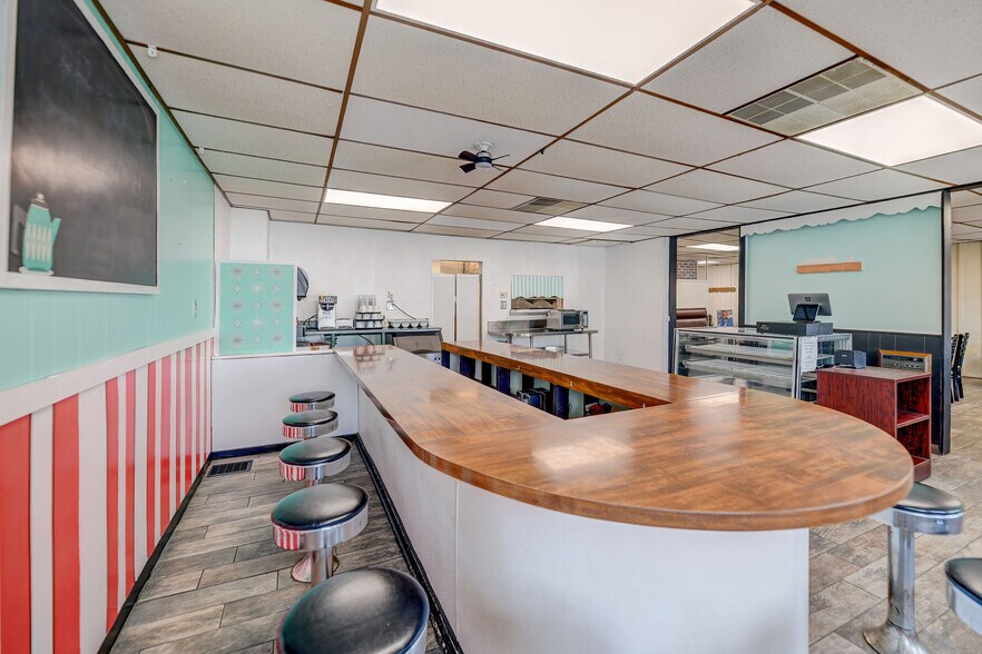 More Photos Of 430 W 3rd St, Nescopeck Restaurant For Sale