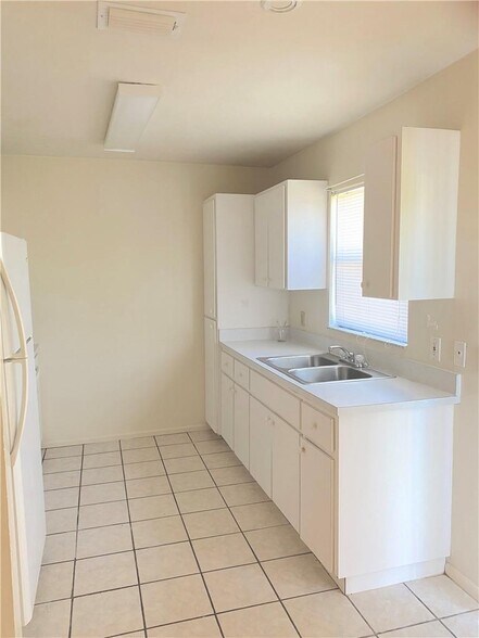 More Photos Of 403 Hancock Bridge Pkwy, Cape Coral Apartments For Sale