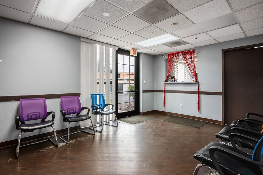 More Photos Of 630 S Rancho Dr, Las Vegas Medical For Lease