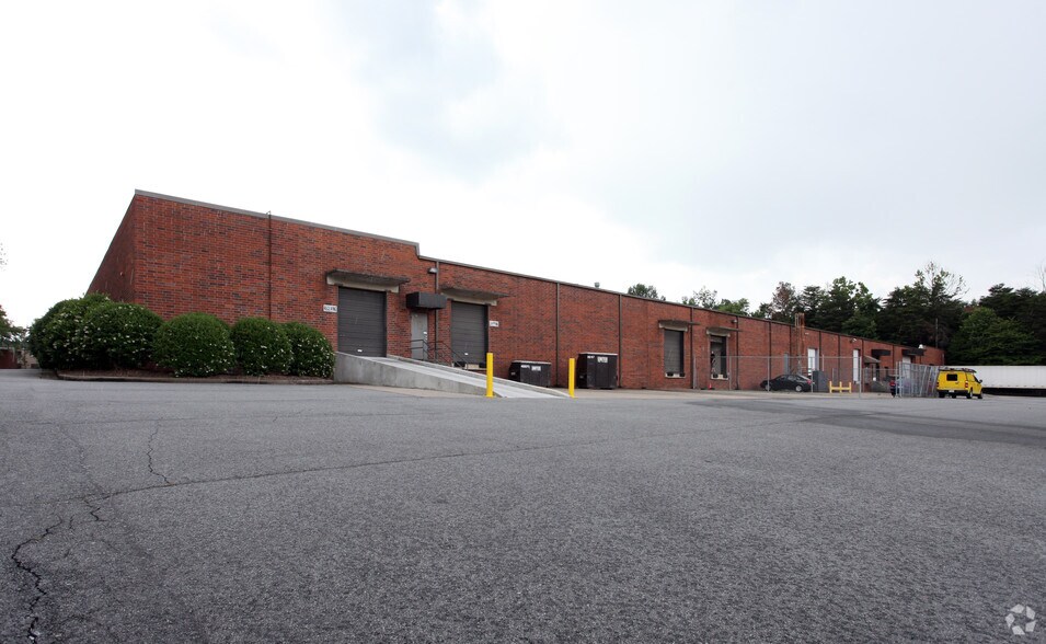 More Photos Of 4355 International Blvd, Norcross Light Distribution For Lease