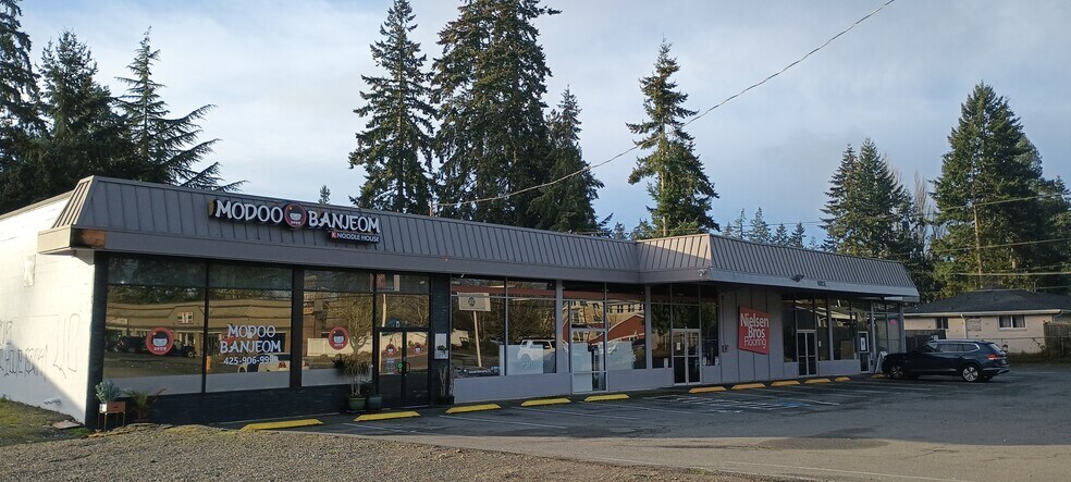 More Photos Of 6812-6820 196th St SW, Lynnwood Storefront Retail Office For Sale