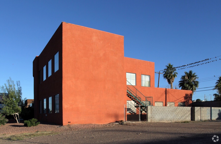 More Photos Of 309 W Lake Mead Pky, Henderson Loft Creative Space For Lease