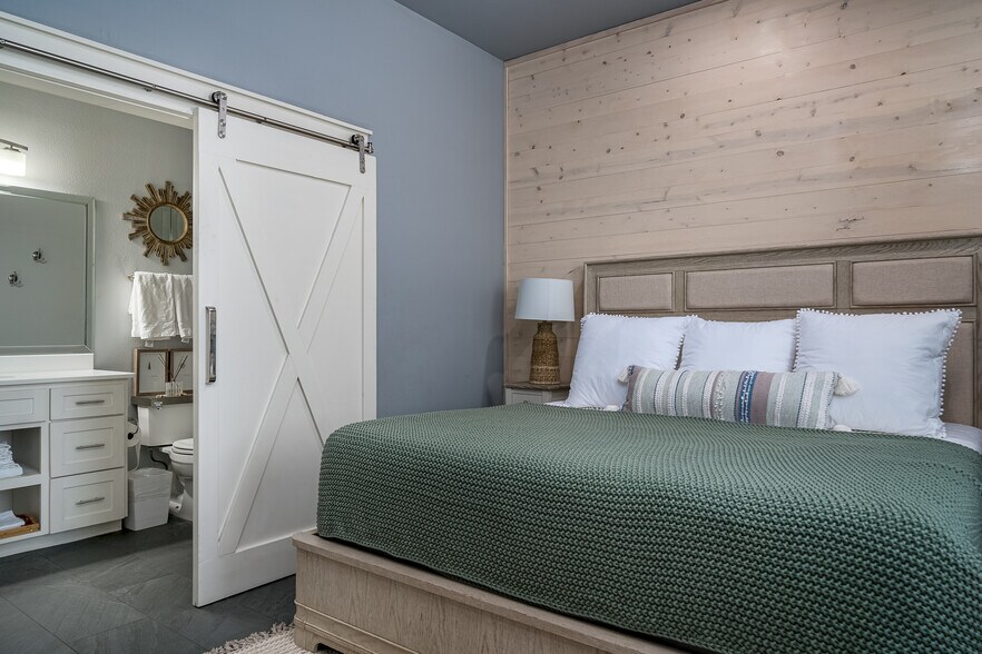 More Photos Of 2821 S 11th St, Port Aransas Multifamily For Sale