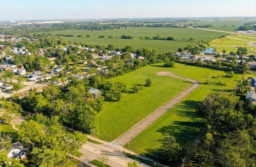 More Photos Of 100-118 Jay St, Elwood Land For Sale