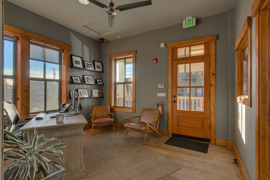More Photos Of 10010 Church St, Truckee Office Residential For Sale