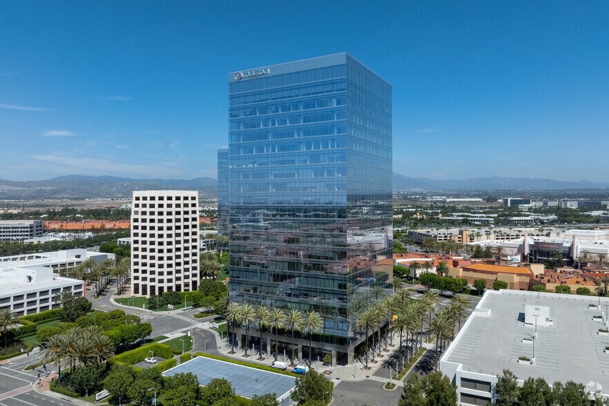 More Photos Of 200 Spectrum Center Dr, Irvine Office For Lease