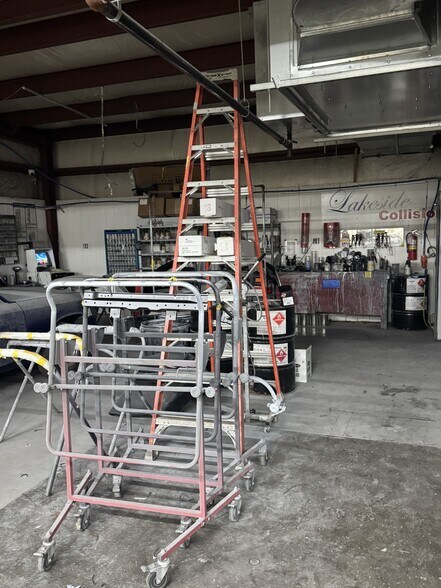 More Photos Of 103 Mabee Ave, Monteagle Industrial For Sale