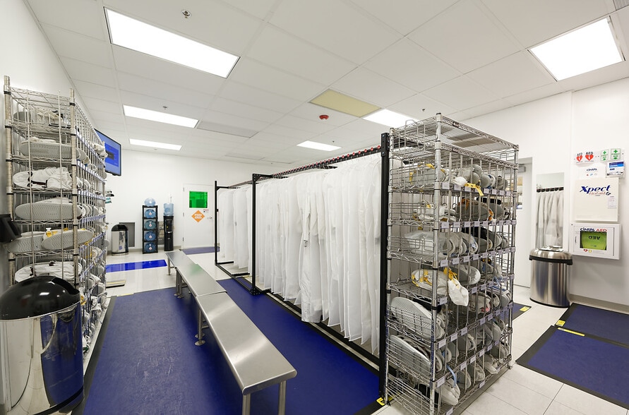 More Photos Of 7775 N Casa Grande Hwy, Tucson Manufacturing For Lease