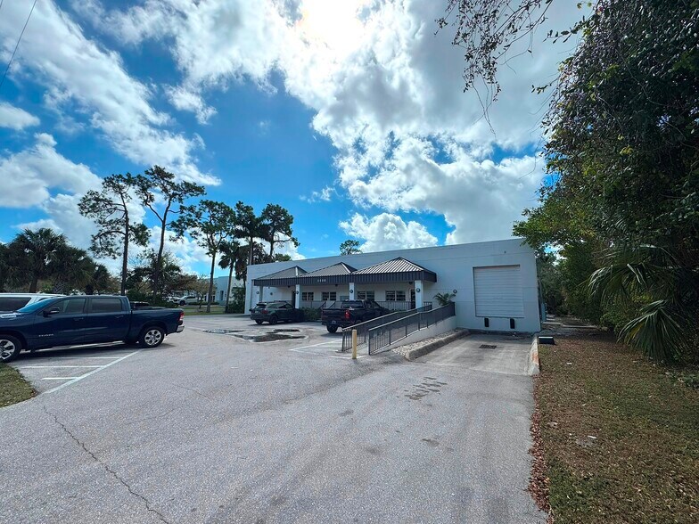More Photos Of 3508 Enterprise Ave, Naples Light Distribution For Lease