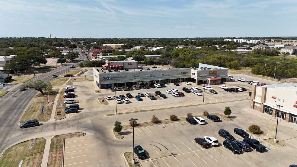 More Photos Of , Wichita Falls General Retail For Sale