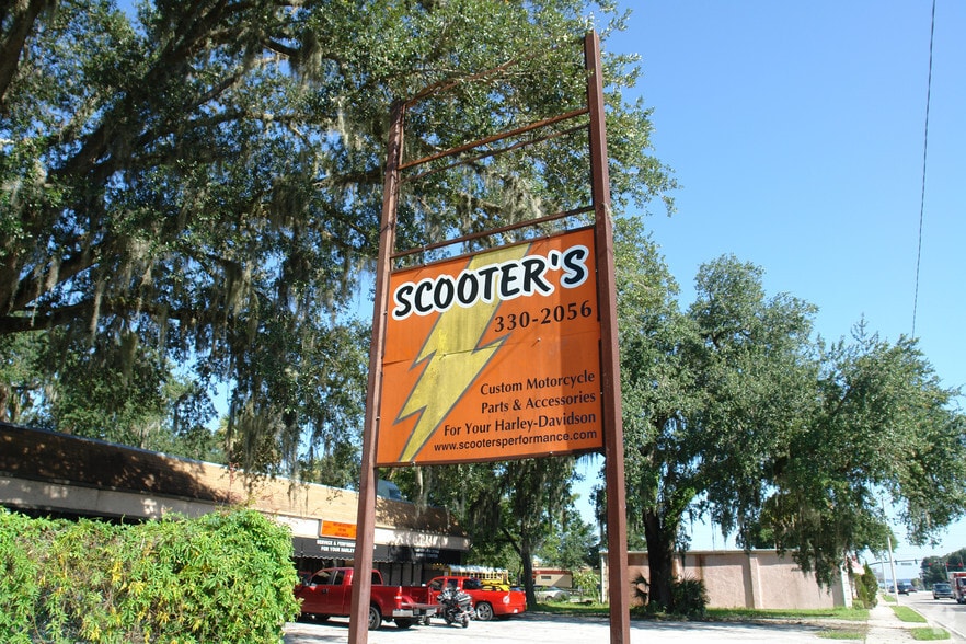 More Photos Of 210 S French Ave, Sanford Freestanding For Sale