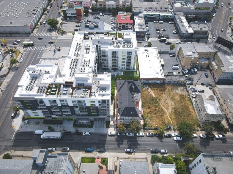 More Photos Of 722 S Manhattan Pl, Los Angeles Apartments For Sale