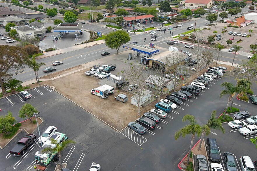 More Photos Of 1001 N H St, Lompoc Convenience Store For Sale
